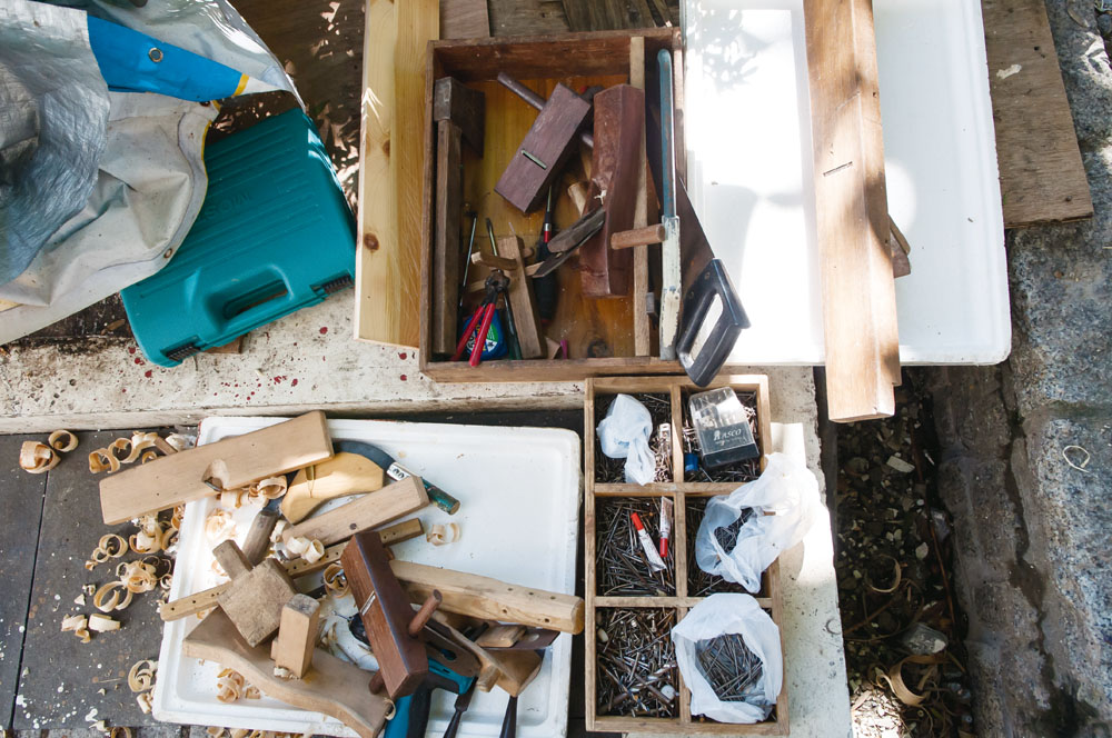 自家製工具，據說木刨和斧頭都是許伯的獨門工具，現今大多木匠都不懂製作。