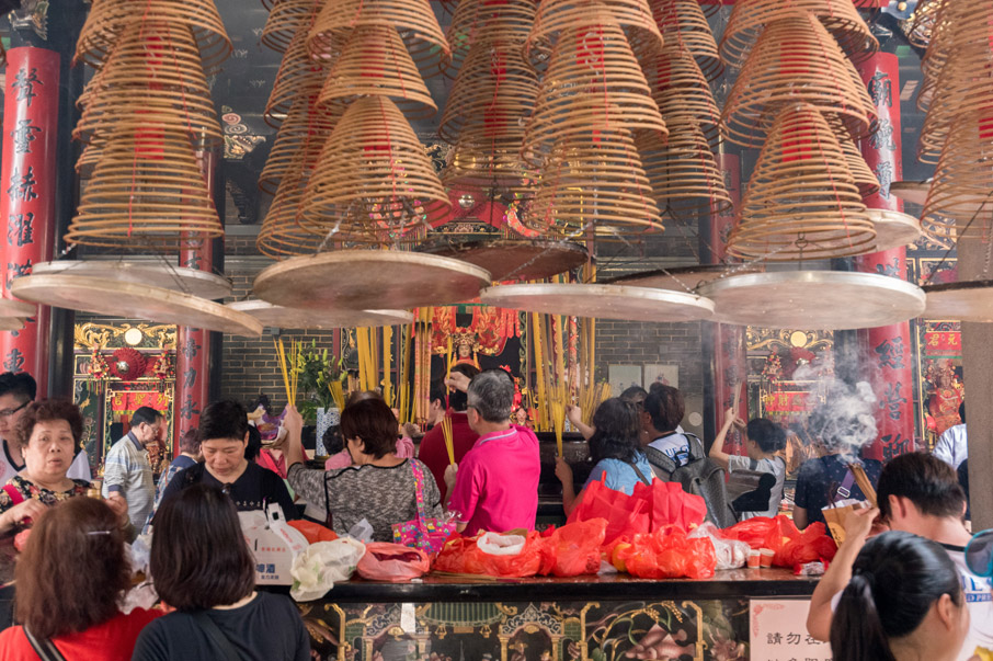 譚公廟在農曆四月初八譚公誕香火最盛。